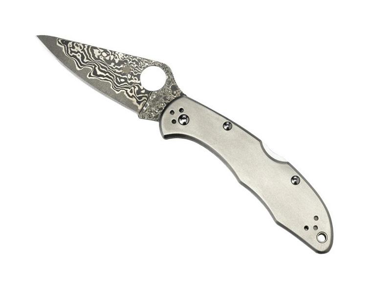 Couteau Spyderco Delica Damas 4 - Manche 11 cm titanium