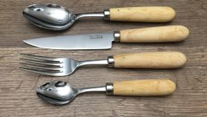 ENSEMBLE DE COUVERTS DE TABLE PALLARÈS SOLSONA INOX - BUIS